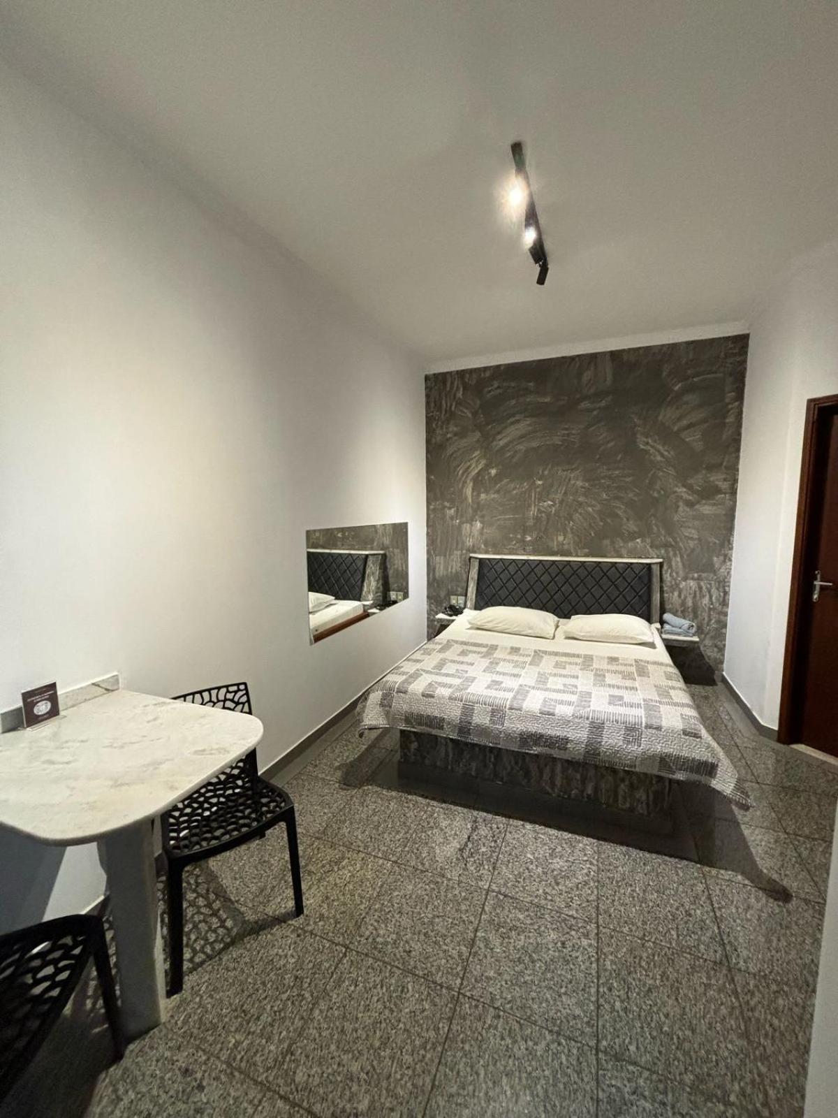 ברוטס Gran Luha Motel, Hotel E Chales מראה חיצוני תמונה