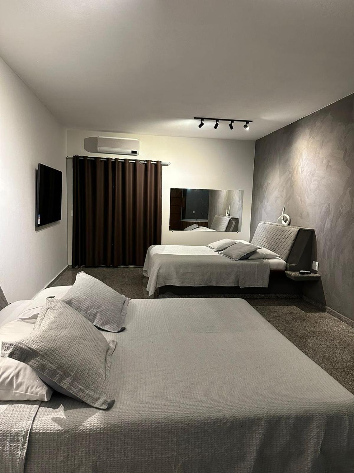 ברוטס Gran Luha Motel, Hotel E Chales מראה חיצוני תמונה